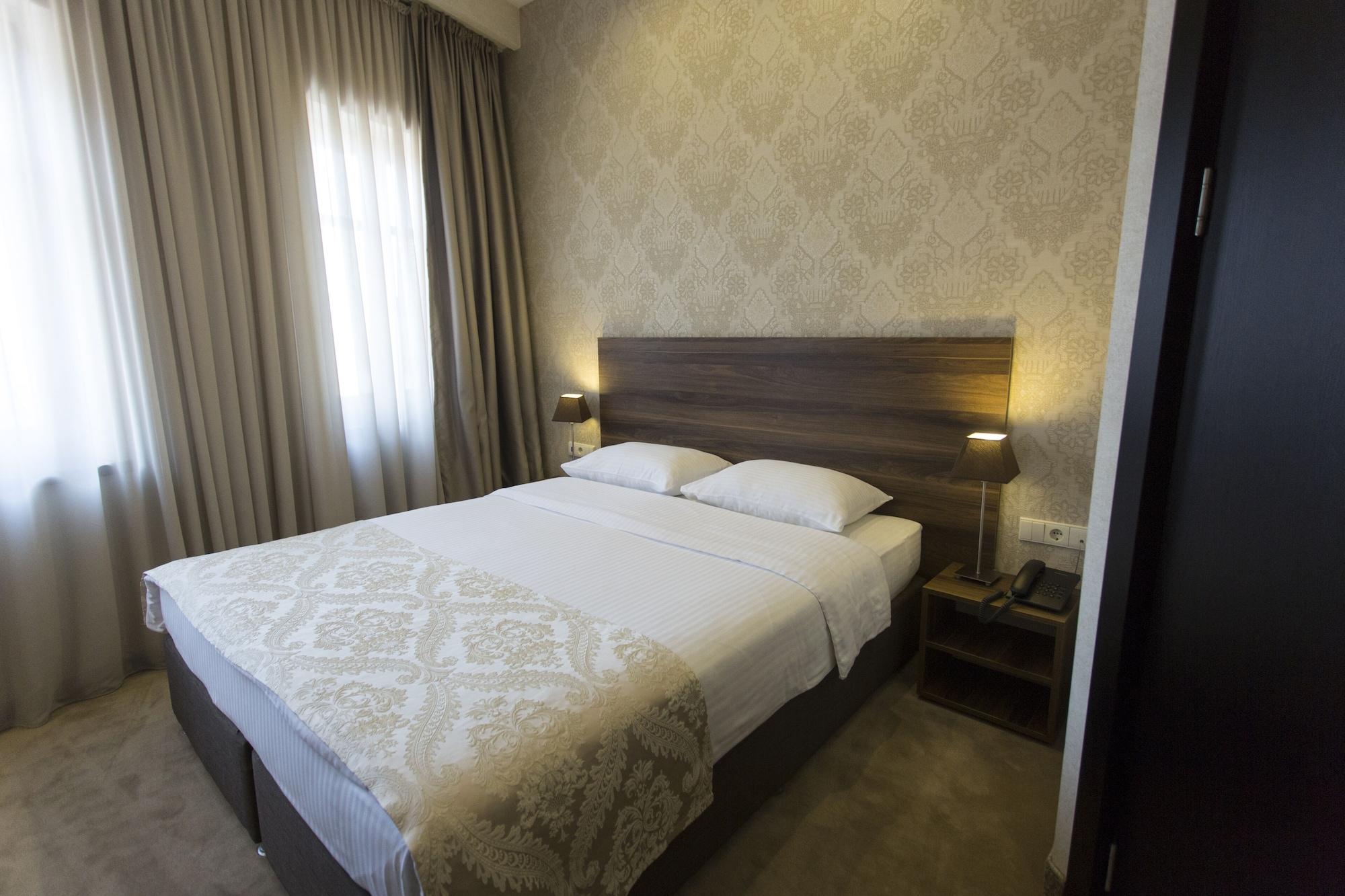 Old Meidan Tbilisi By Urban Hotels Eksteriør billede