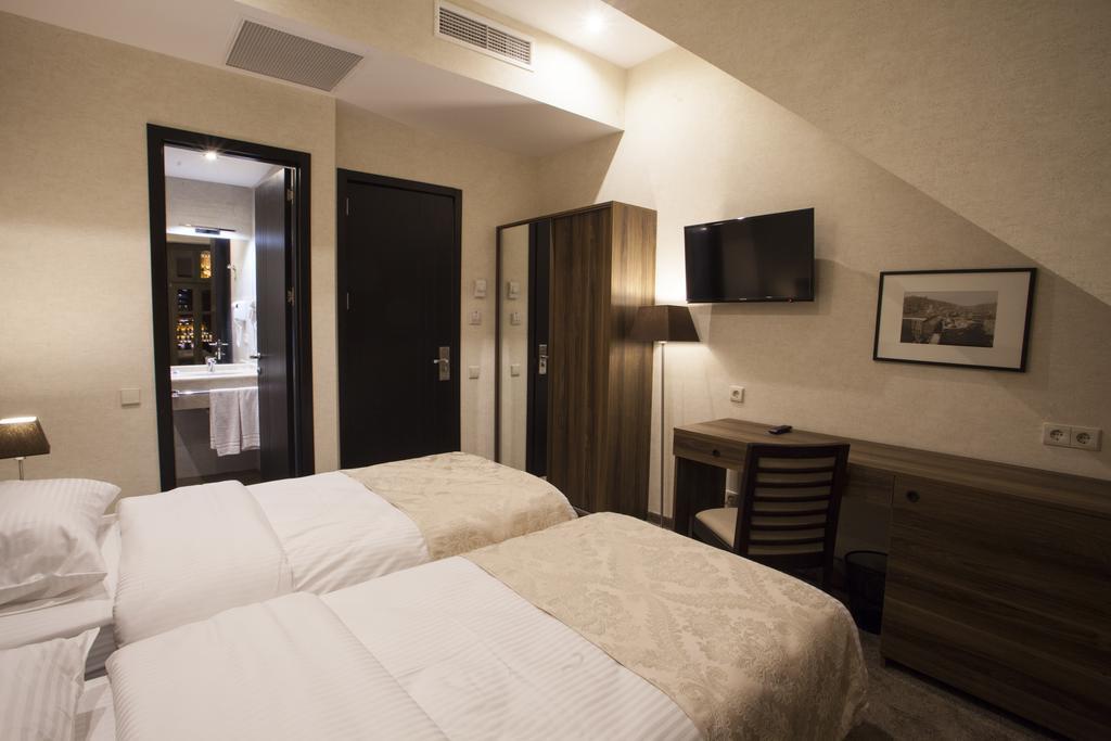 Old Meidan Tbilisi By Urban Hotels Eksteriør billede