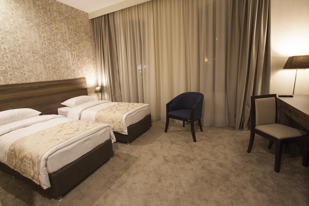 Old Meidan Tbilisi By Urban Hotels Eksteriør billede